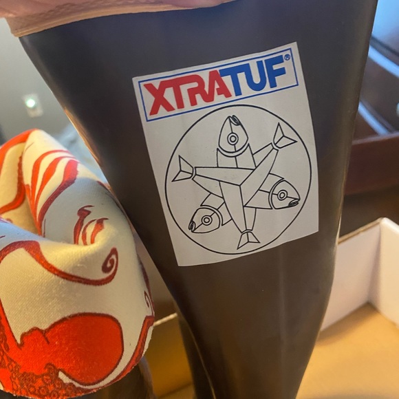 Salmon Sisters Xtratuf’s - Picture 4 of 5